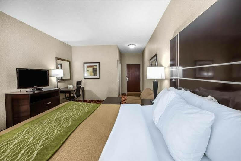 Comfort Inn & Suites Griffin Exterior foto